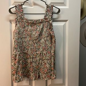 Old Navy Tank! Size L. Never worn